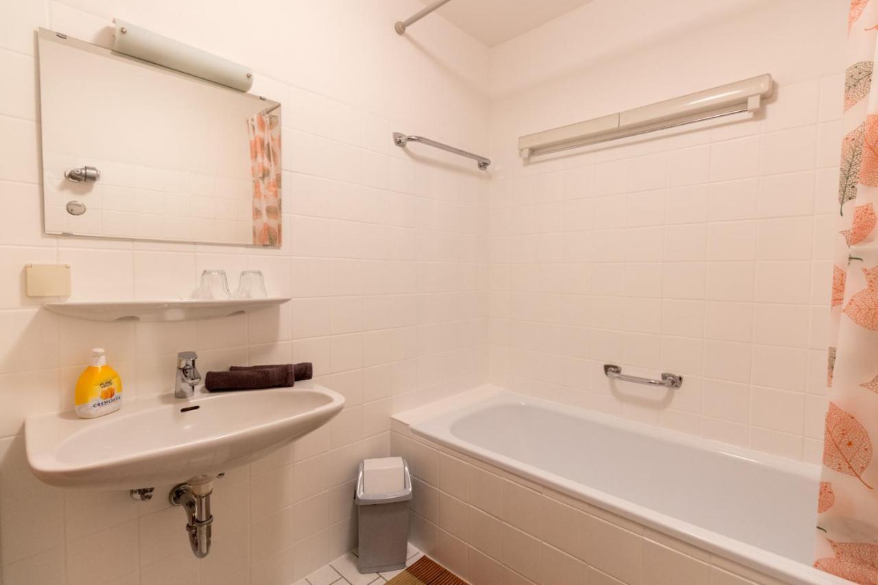 Ferienwohnung Kratzer 瓦尔滕霍芬 外观 照片
